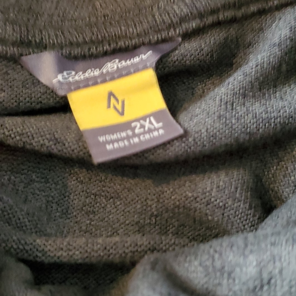 Sweater - Picture 4 of 6